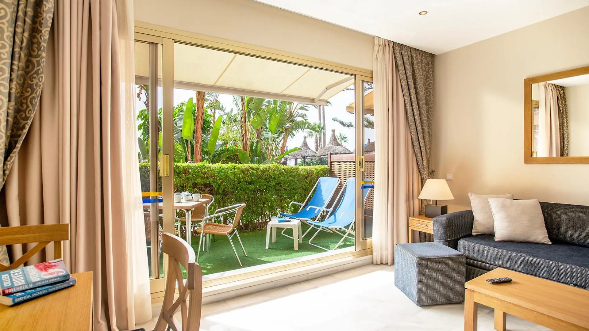 Aparthotel Sunset Beach Club Hotel Apartments Benalmadena